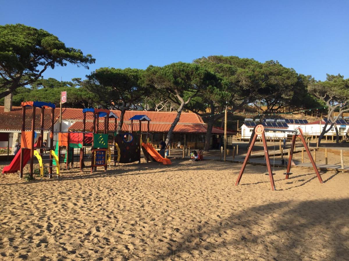Oasis Backpackers Hostel Sintra Surf Коларес Екстериор снимка