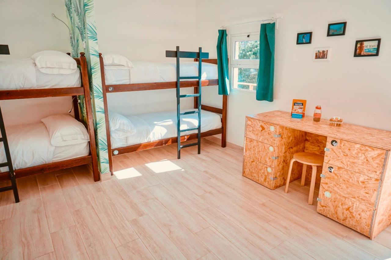 Oasis Backpackers Hostel Sintra Surf Коларес Екстериор снимка