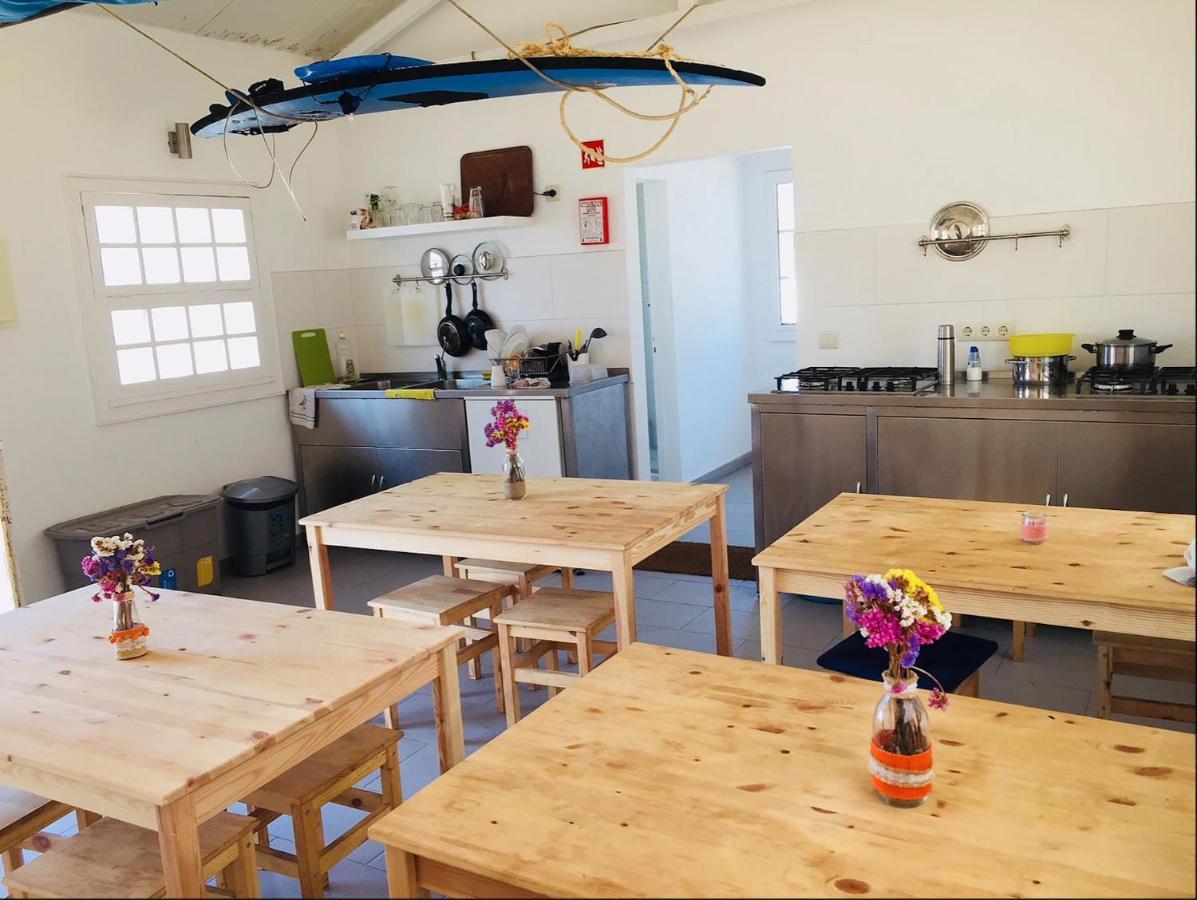 Oasis Backpackers Hostel Sintra Surf Коларес Екстериор снимка
